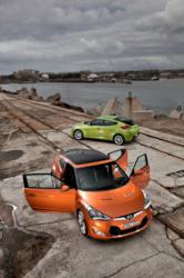 Hyundai Veloster and PLUS Exterior